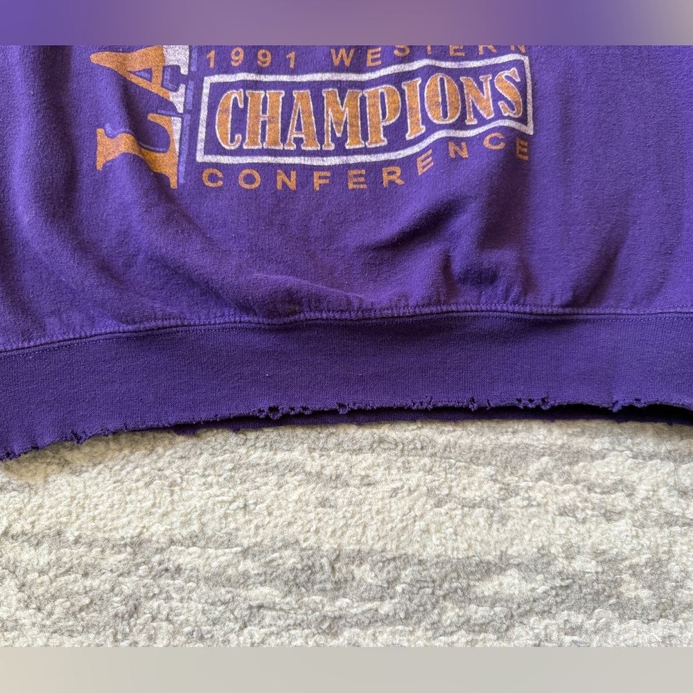 Junk Food Los Angeles Lakers 1991 WC Champions Sweatshirt - Picture 4 of 9